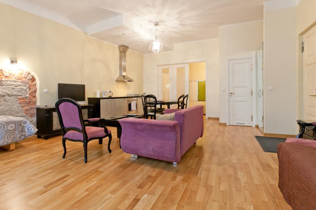 טאלין Cozy Apartment In Old Town מראה חיצוני תמונה